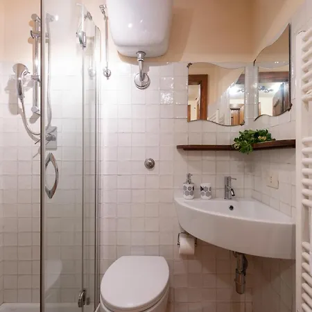 Villa Casale Dei Girasoli 14, Emma