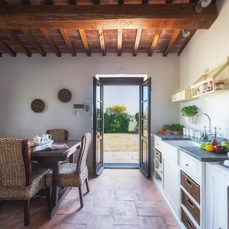 Casale Dei Girasoli 14, Emma וילה