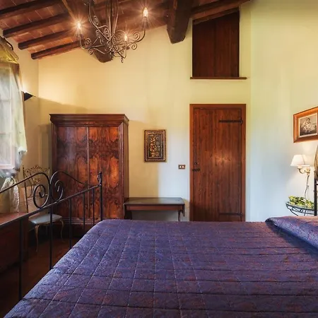 Villa Casale Dei Girasoli 14, Emma