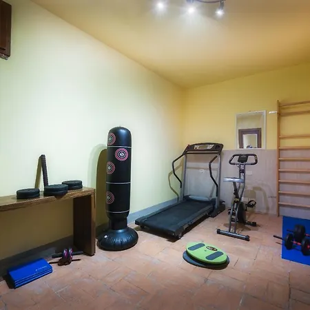 Villa Casale Dei Girasoli 14, Emma Cortona