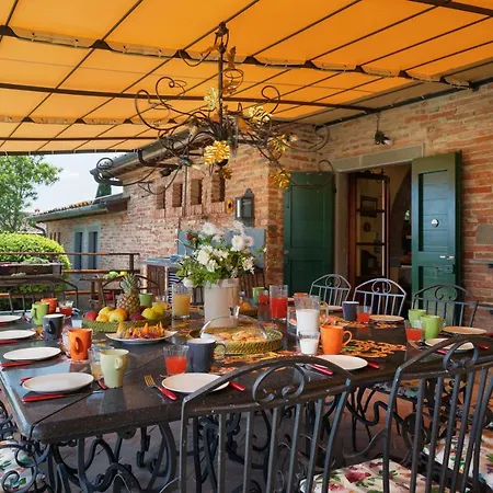 Casale Dei Girasoli 14, Emma * קורטונה