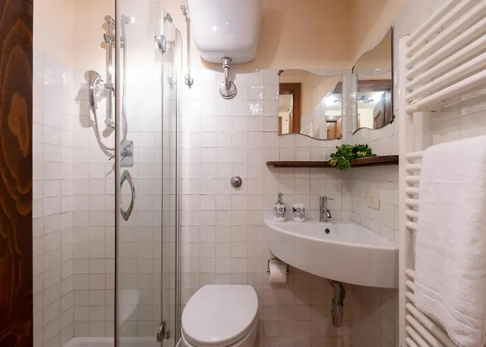 Villa Casale Dei Girasoli 14, Emma