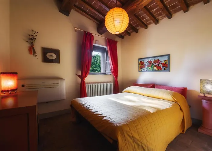 Casale Dei Girasoli 14, Emma Villa