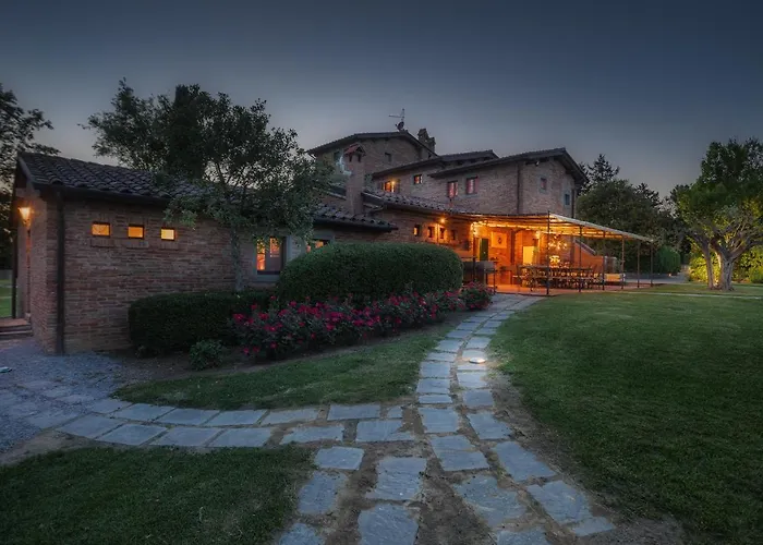 Casale Dei Girasoli 14, Emma Villa *