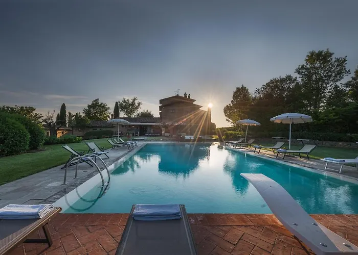 Villa Casale Dei Girasoli 14, Emma Cortona