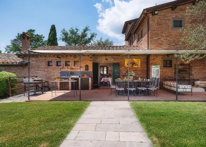 Casale Dei Girasoli 14, Emma Villa