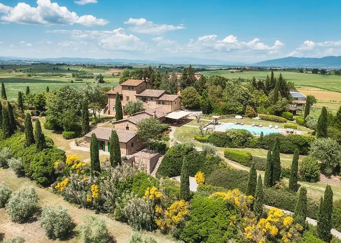 Villa Casale Dei Girasoli 14, Emma *